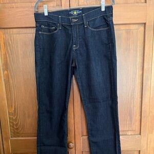NWOT Lucky jeans, lightweight denim with stretch 10/30